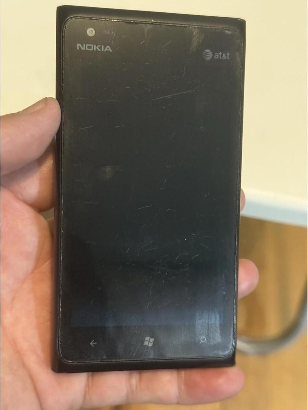 Nokia Lumia 900 – AT&T – Factory Reset – Windows Phone 7.8 – W/simcard